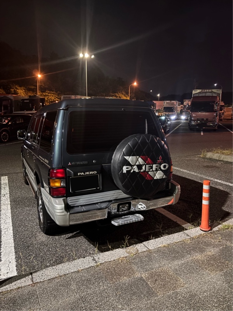 三菱 パジェロ XG_ミッドルーフ_4WD(MT_2.5ディーゼル)