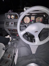 三菱 パジェロ XG_ミッドルーフ_4WD(MT_2.5ディーゼル)