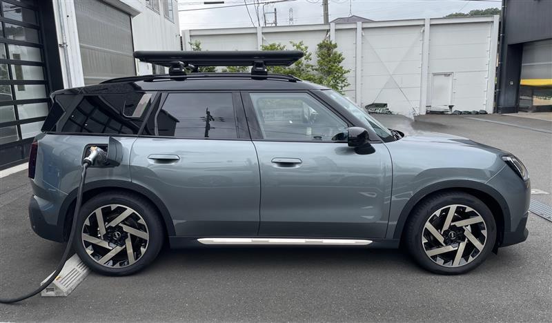 ミニ MINI Countryman E_RHD