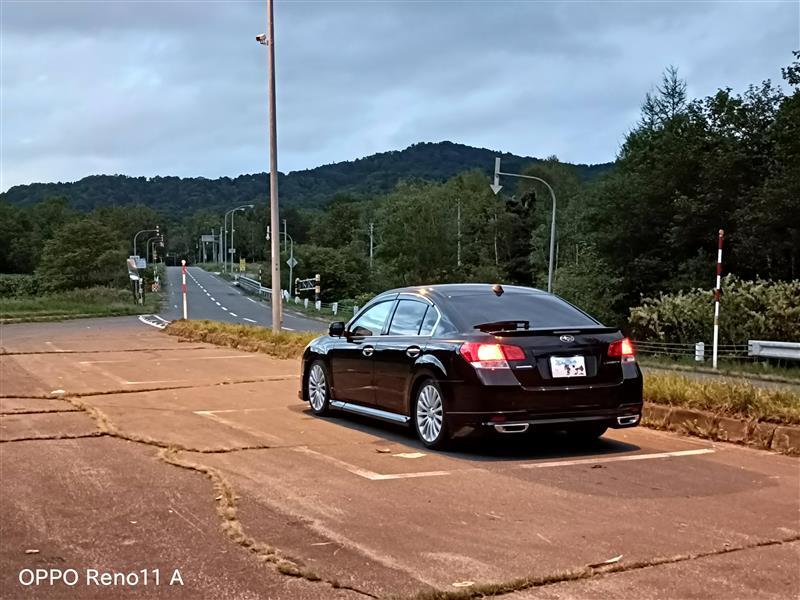 スバル レガシィB4 2.5GT_S_パッケージ_AWD(AT_2.5)