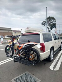 キャデラック エスカレード