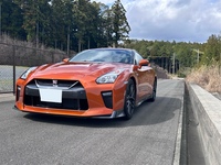 日産 NISSAN GT-R ピュアエディション_4WD(DCT_3.8)