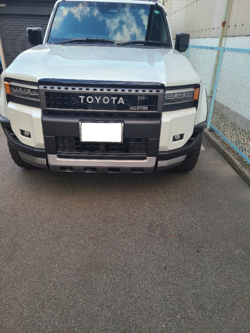 トヨタ ランドクルーザー250 ZX_7人乗り_4WD (AT_2.8_ディーゼル)