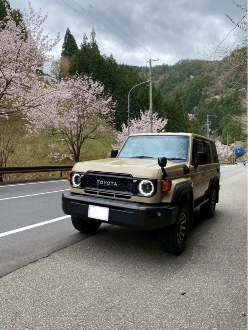 トヨタ ランドクルーザー70