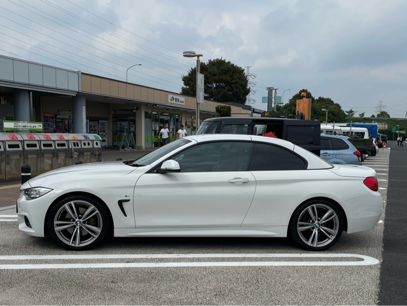 BMW 4シリーズ カブリオレ 435i カブリオレ Mスポーツ_RHD(AT_3.0)