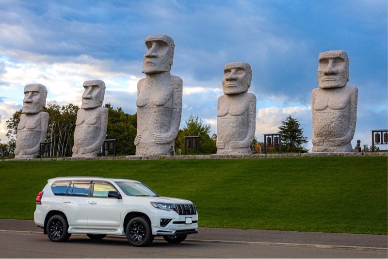 トヨタ ランドクルーザープラド TX“Lパッケージ・70th アニバーサリーリミテッド”_7人乗り_4WD(ECT_2.7)