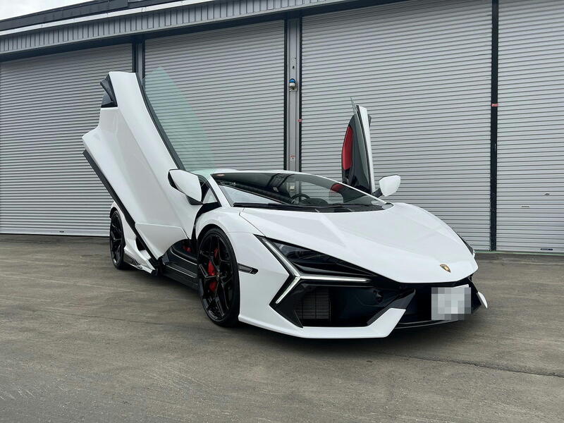 ランボルギーニ レヴエルト レヴエルト_LHD_4WD（AMT_6.5）