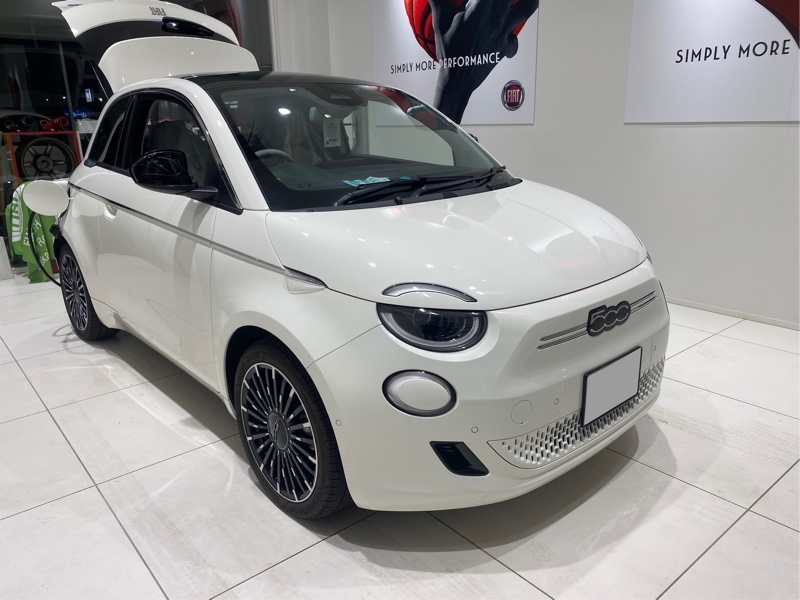 フィアット 500e（ハッチバック） 500e アイコン_RHD