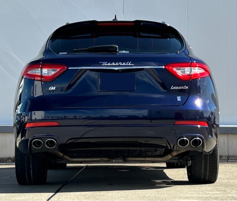 マセラティ レヴァンテ レヴァンテ ディーゼル_RHD_AWD(AT_3.0)