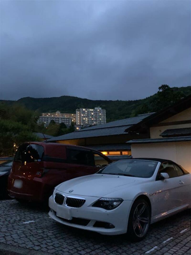 BMW 6シリーズ カブリオレ 650i_カブリオレ_RHD(AT_4.8)