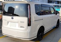 ホンダ ステップワゴンスパーダ e:HEV スパーダ プレミアムライン ブラックエディション_7人乗り (CVT_2.0)