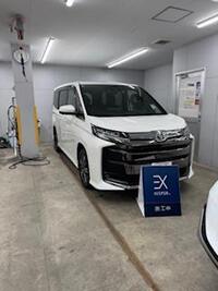 トヨタ ノア ハイブリッド S-Z_7人乗り_E-Four(CVT_1.8_ハイブリッド)