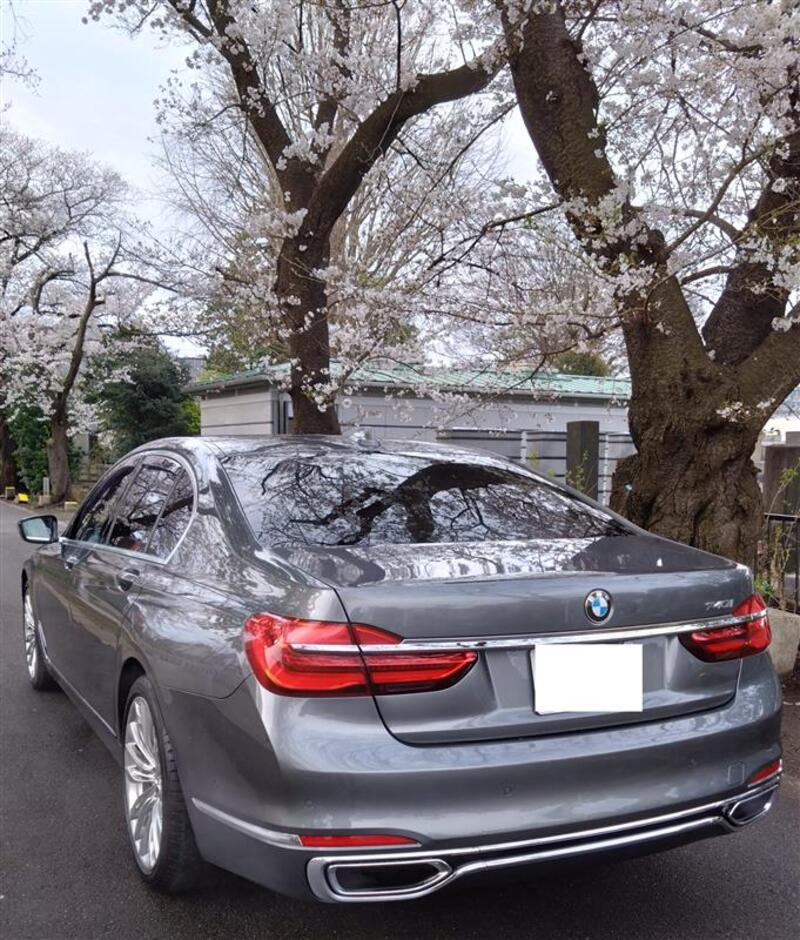 BMW 7シリーズ 740i_RHD(AT_3.0)