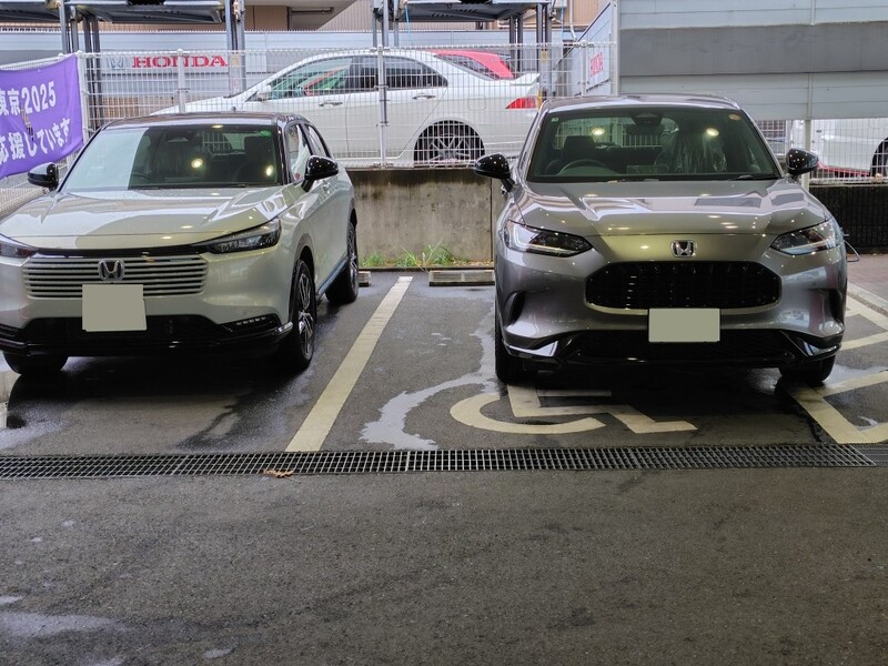 ホンダ ZR-V e:HEV X ブラックスタイル_AWD(CVT_2.0）