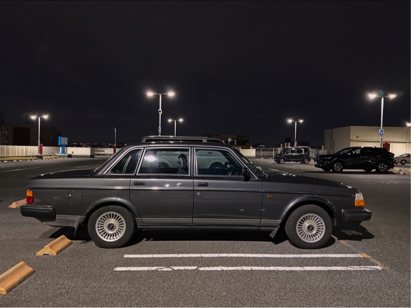 ボルボ 240 セダン