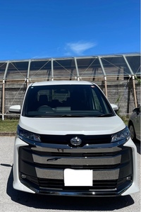 トヨタ ノア S-G_8人乗り(CVT_2.0)