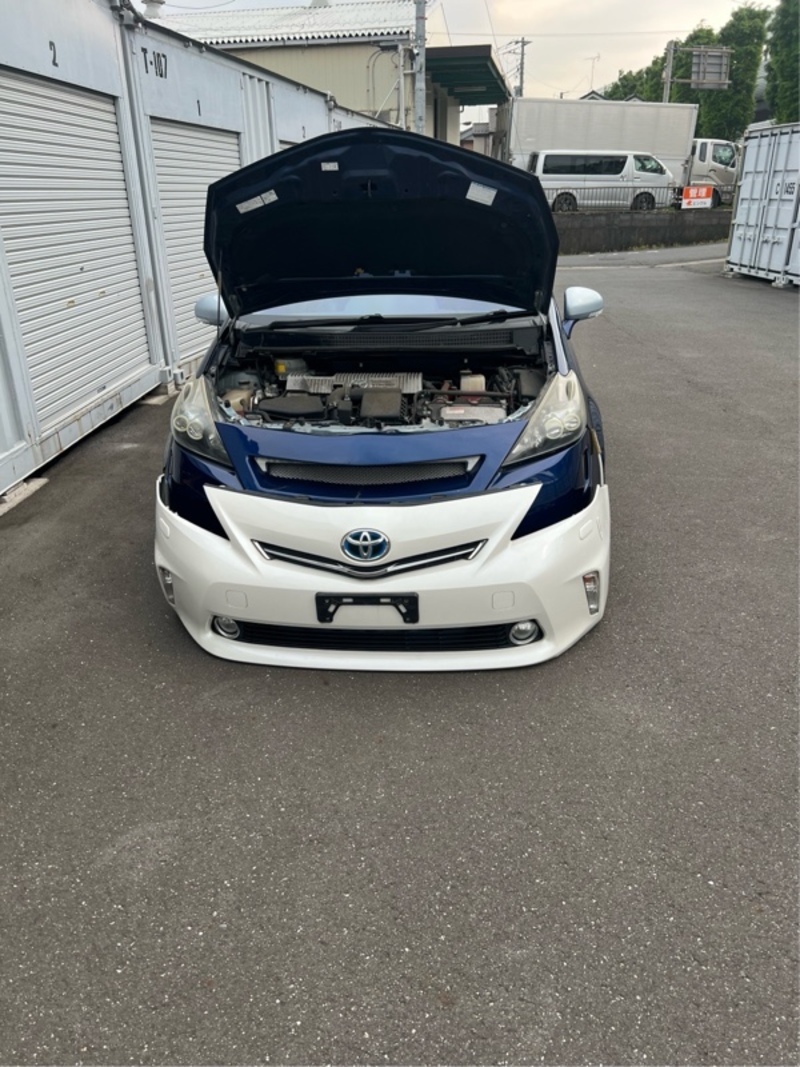 トヨタ プリウスα