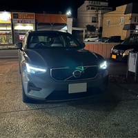 ボルボ XC40 プラス プロ B4 AWD_RHD_AWD(DCT_2.0)