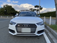アウディ S4 (セダン) セダン_RHD_4WD(AT_3.0)