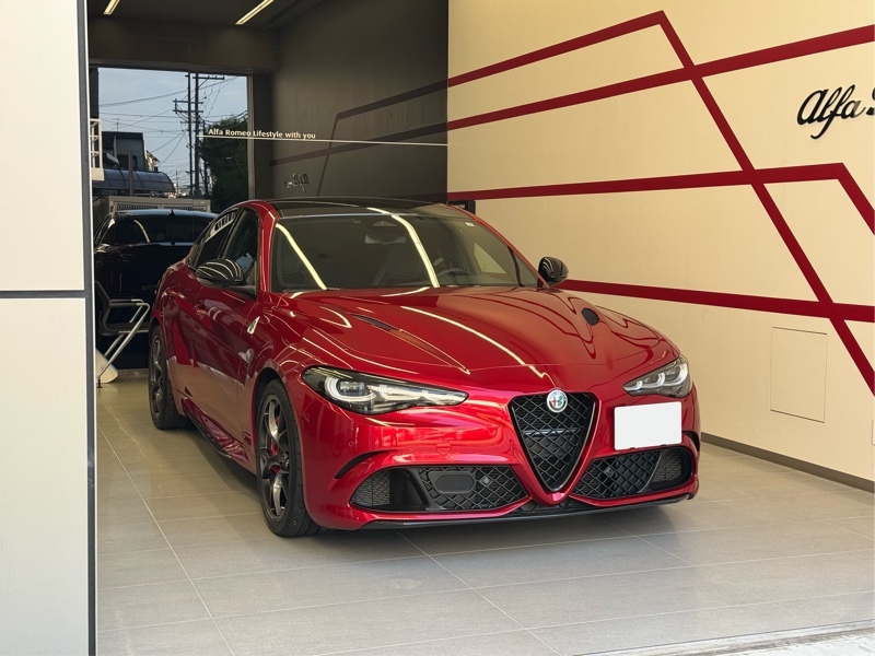 アルファロメオ ジュリア 2.9 V6 ビターボ クアドリフォリオ_RHD(AT_2.9)