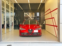 アルファロメオ ジュリア 2.9 V6 ビターボ クアドリフォリオ_RHD(AT_2.9)