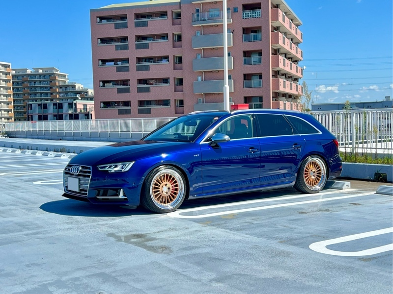 アウディ S4 アバント (ワゴン) S4 アバント_RHD_4WD(AT_3.0)