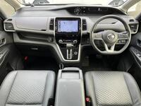 日産 セレナハイブリッド X Vセレクション(CVT_2.0_ハイブリッド)