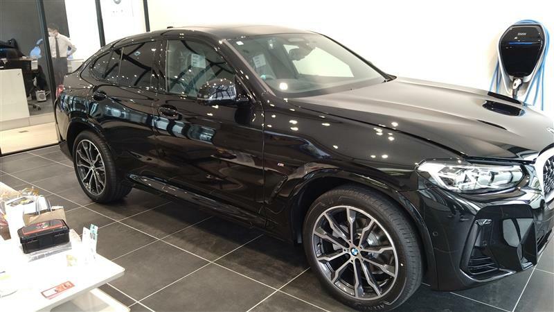 BMW X4 xドライブ 20d Mスポーツ_RHD_4WD(AT_2.0)