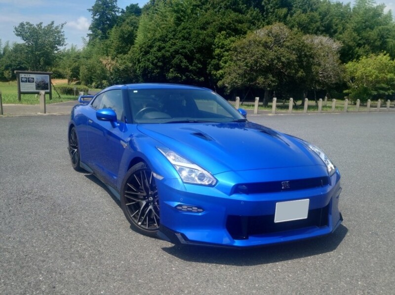 日産 NISSAN GT-R プレミアムエディション_4WD(DCT_3.8)
