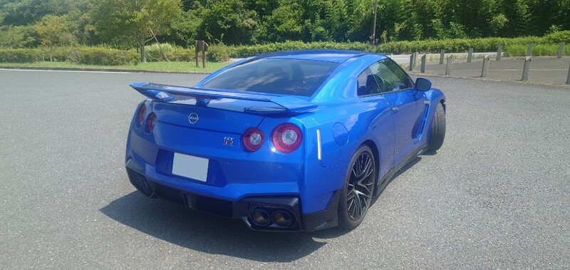 日産 NISSAN GT-R プレミアムエディション_4WD(DCT_3.8)