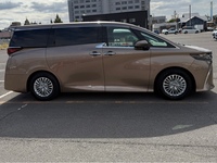 トヨタ アルファード Z(CVT_2.5_ガソリン)