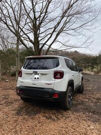 ジープ レネゲード トレイルホーク_RHD_4WD(AT_1.3)