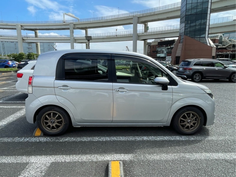 トヨタ スペイド G(CVT_1.5)