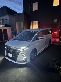 トヨタ アルファード Z_E-Four(CVT_2.5_ハイブリッド)
