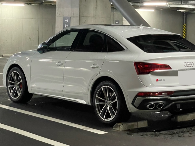 アウディ SQ5 スポーツバック SQ5 スポーツバック_RHD_4WD(ティプトロニック_3.0)