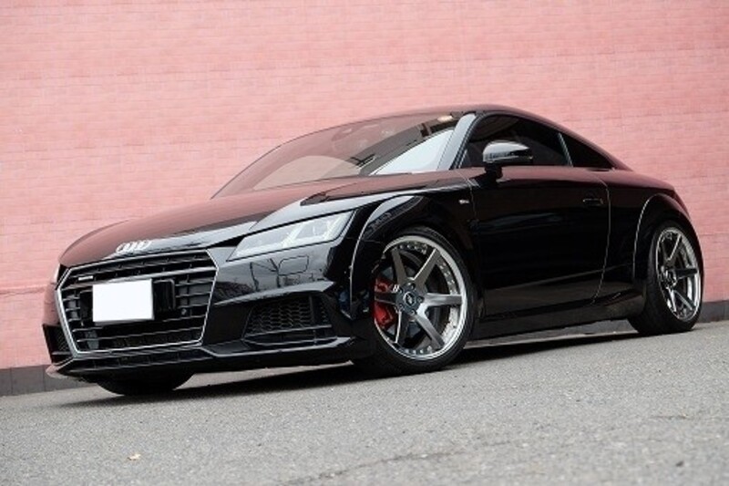 アウディ TT クーペ TT クーペ 2.0 TFSI クワトロ_RHD_4WD(AT_2.0)