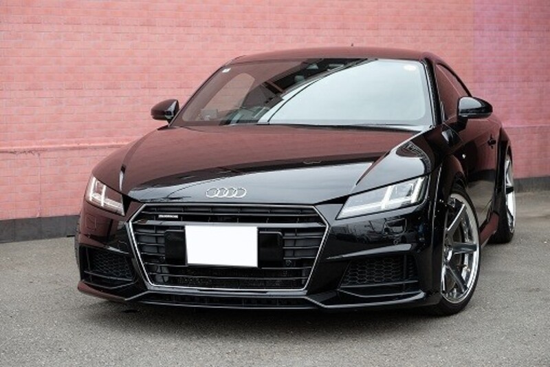 アウディ TT クーペ TT クーペ 2.0 TFSI クワトロ_RHD_4WD(AT_2.0)