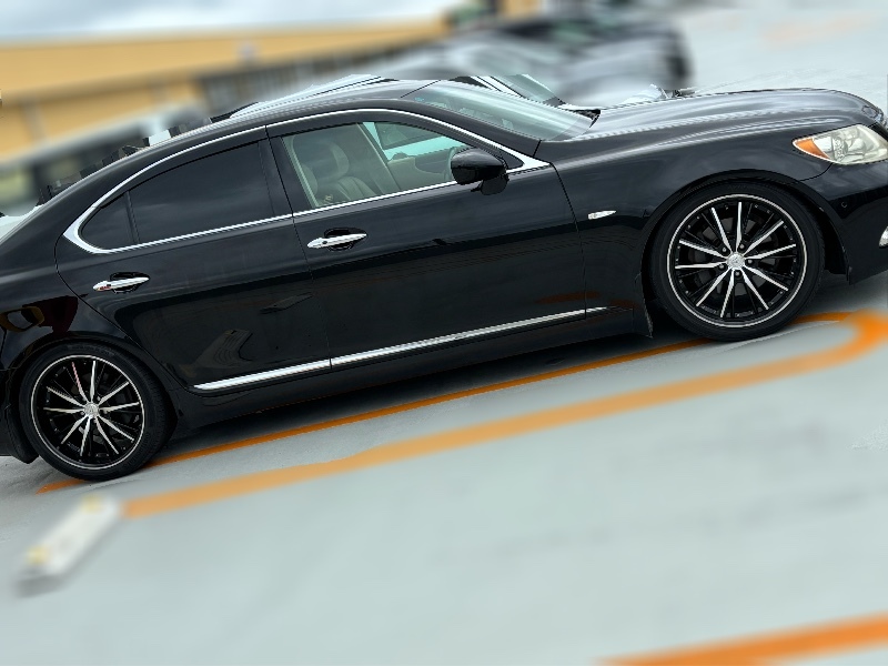 レクサス LS 460”version U”(AT_4.6)