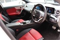 メルセデス・ベンツ Aクラス セダン A250 4マチック セダン_RHD_4WD(DCT_2.0)