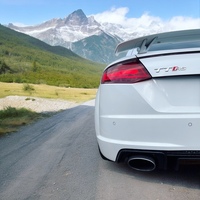 アウディ TT RS TT RS クーペ_RHD_4WD(AT_2.5)