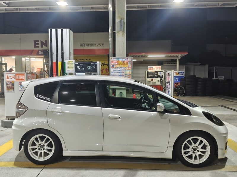 ホンダ フィット RS(MT_1.5)