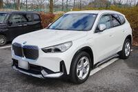BMW iX1 xドライブ 30 xライン_RHD_4WD