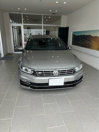 フォルクスワーゲン パサートヴァリアント ヴァリアント 2.0TSI Rライン_RHD(DSG_2.0)