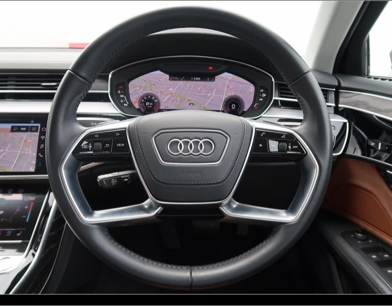 アウディ A8 A8 55 TFSI クワトロ_RHD_4WD(ティプトロニック_3.0)