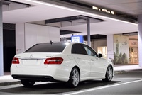 メルセデス・ベンツ Eクラス セダン E250 ブルーエフィシェンシー アバンギャルド_RHD(AT_1.8)