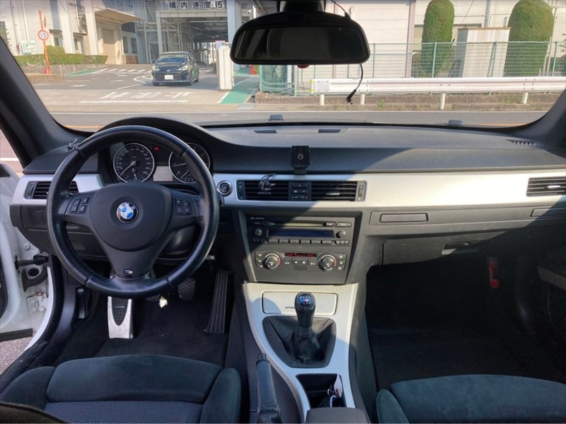 BMW 3シリーズ クーペ 320i クーペ_LHD(MT_2.0)