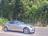 レクサス ISハイブリッド 300h“バージョンL”(CVT_2.5)
