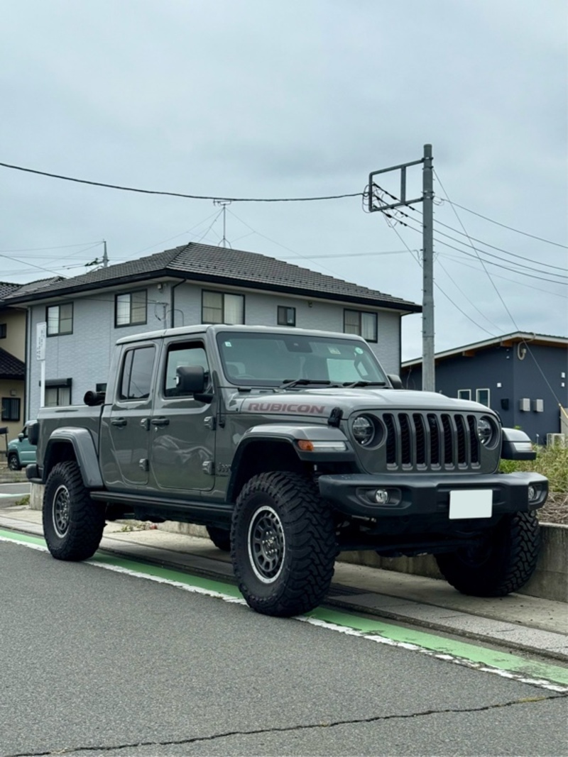 ジープ グラディエーター ルビコン_RHD_4WD（AT_3.6）