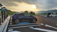BMW i3 i3 スイート レンジ・エクステンダー装備車_RHD(0.65)