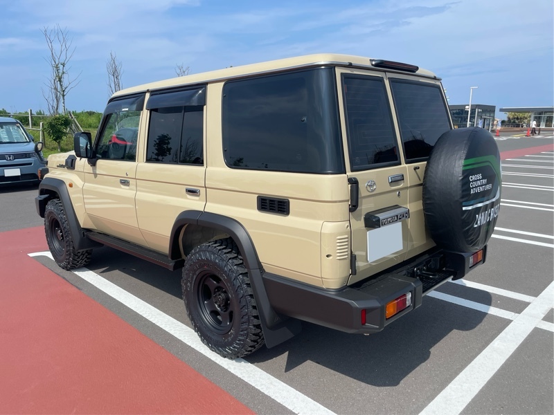 トヨタ ランドクルーザー70 AX_4WD(AT_2.8)